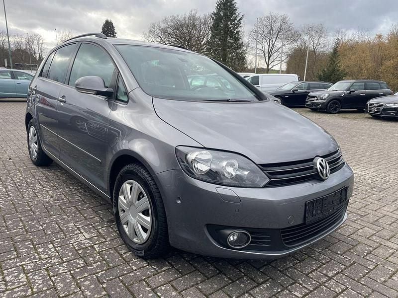 Gebraucht VW Golf VI Team 140 PS (102 kW) 2010 Grau Kleinwagen