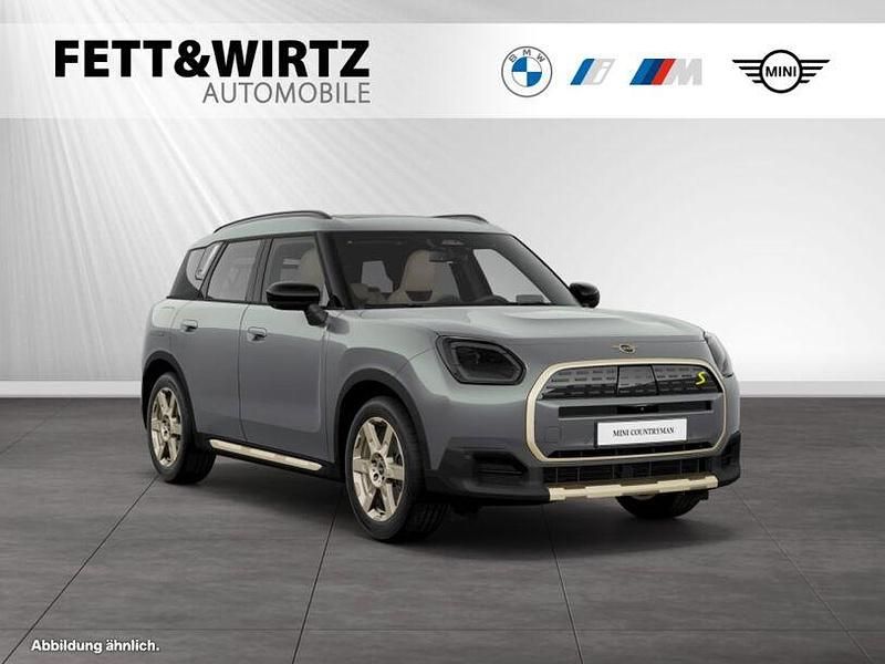 Grün Gebraucht 2024 Mini Cooper Countryman SUV | 38.800 € - Bild 1/3