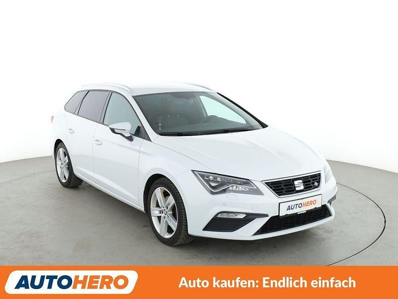 Weiß Gebraucht 2020 Seat Leon FR Kombi | 17.650 € (Guter Preis) - Bild 1/3