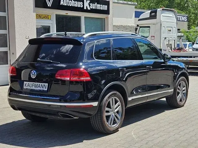 Gebraucht VW Touareg R-line 262 PS (192 kW) 2016 Schwarz SUV
