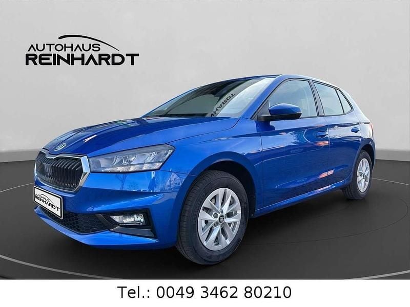Neu Skoda Fabia Essence 80 PS (58 kW) 2025 Blau Kleinwagen
