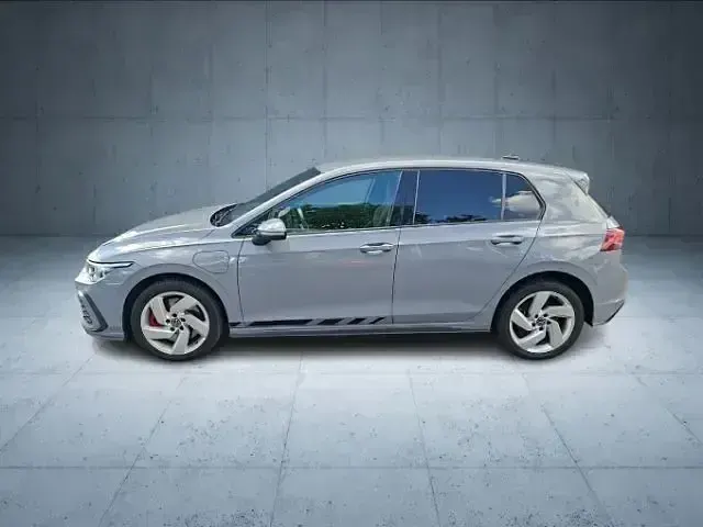 Gebraucht VW Golf VIII GTE 245 PS (180 kW) 2022 Grau Limousine