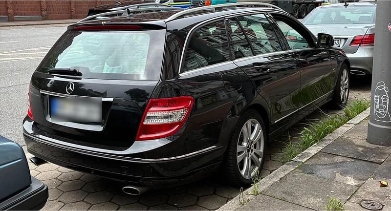 Schwarz Gebraucht 2008 Mercedes C320 Kombi | 5.999 € (Guter Preis) - Bild 1/4