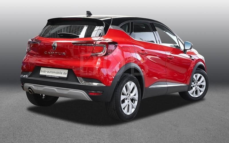 Gebraucht Renault Captur Intens 140 PS (102 kW) 2022 Dezirrot, dach blackc (rot) SUV