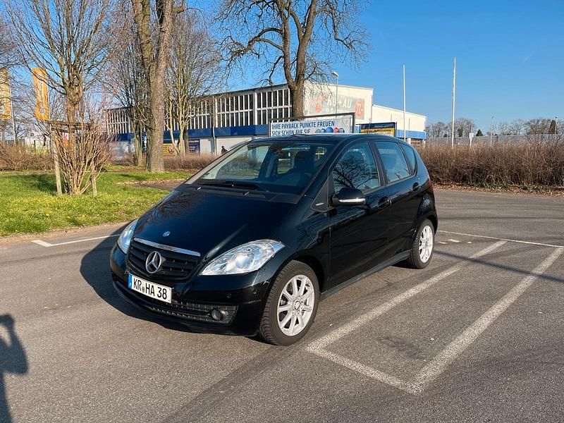Schwarz Gebraucht 2009 Mercedes A150 Limousine | 5.000 € (Fairer Preis) - Bild 1/4
