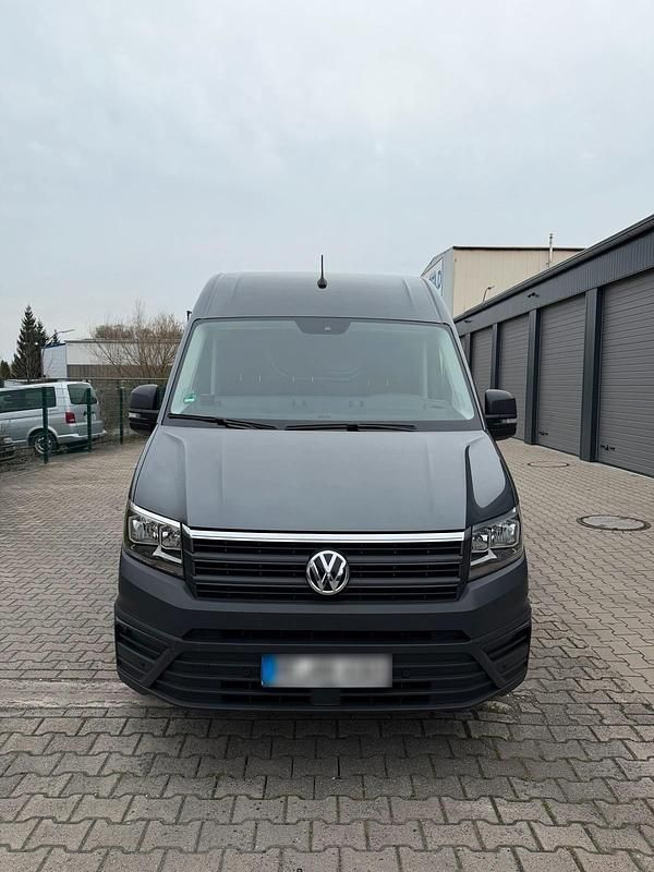 Gebraucht VW Crafter 146 PS (107 kW) 2021 Grau Van