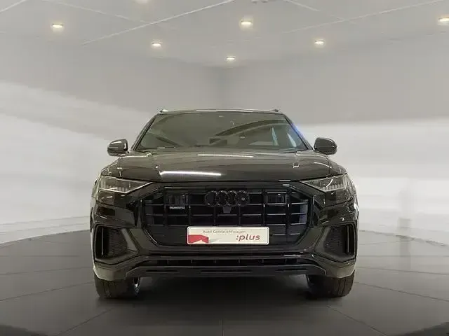 Gebraucht Audi Q8 Competition 286 PS (210 kW) 2023 Schwarz SUV