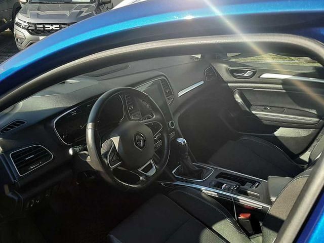 Gebraucht Renault Mégane IV Intens 140 PS (102 kW) 2021 Blau Limousine