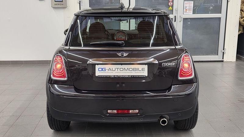 Usata Mini Cooper 122 CV (89 kW) 2013 Marrone Utilitaria
