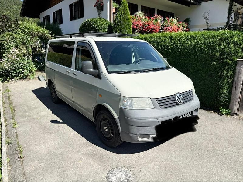 Grün Gebraucht 2005 VW T5 Van | 9.500 € (Etwas zu teuer) - Bild 1/4