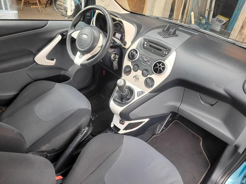 Gebraucht Ford Ka Titanium 69 PS (50 kW) 2009 Blau Kleinwagen