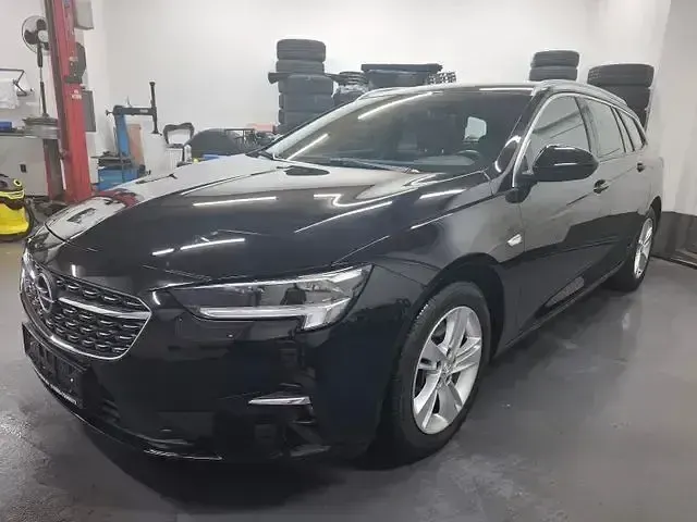 Gebraucht Opel Insignia Business 122 PS (89 kW) 2021 Schwarz Limousine
