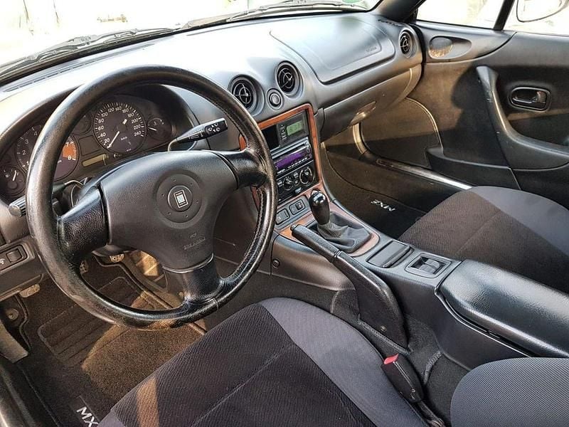 Gebraucht Mazda MX5 140 PS (102 kW) 1998 Silber Cabrio