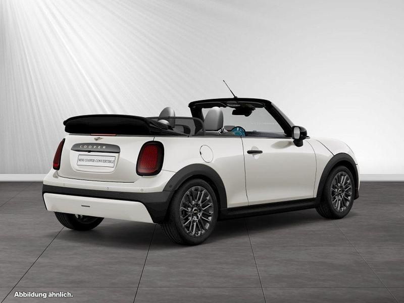 Gebraucht Mini Cooper Cabriolet 163 PS (119 kW) 2025 Nanuq white Cabrio