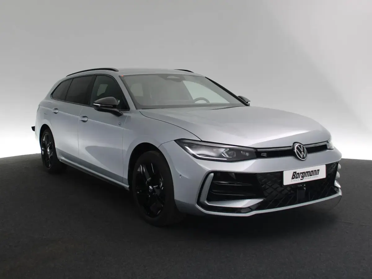 Occasion VW Passat R-line 193 ch (141 kW) 2024 Argent Berline