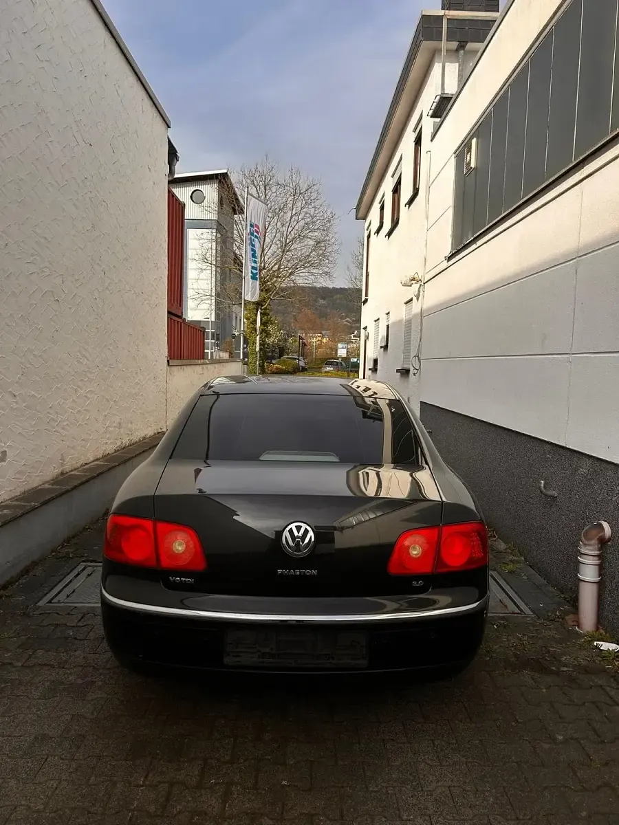 Gebraucht VW Phaeton 225 PS (165 kW) 2006 Schwarz Limousine