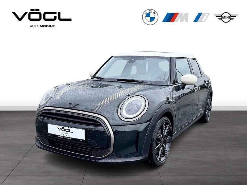 Grün Gebraucht 2023 Mini Cooper Premium Plus Kleinwagen | 25.470 € (Fairer Preis) - Bild 1/4