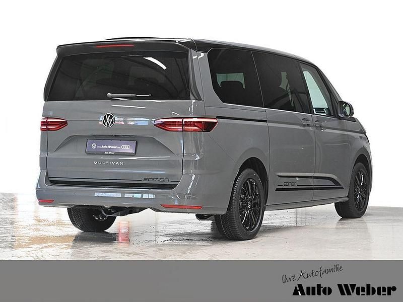 Nowe VW Multivan S 150 KM (110 kW) 2026 Szary Minivan