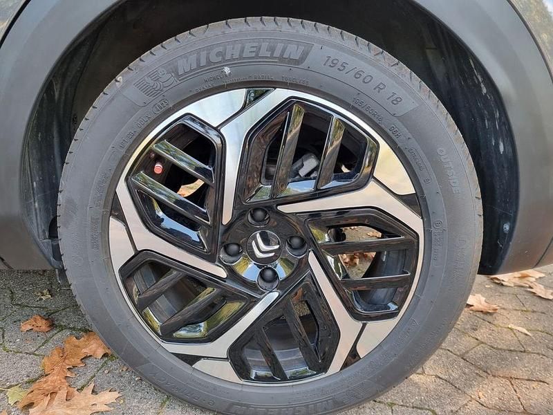 Gebraucht Citroën C4 PureTech 131 PS (96 kW) 2024 Grau Limousine