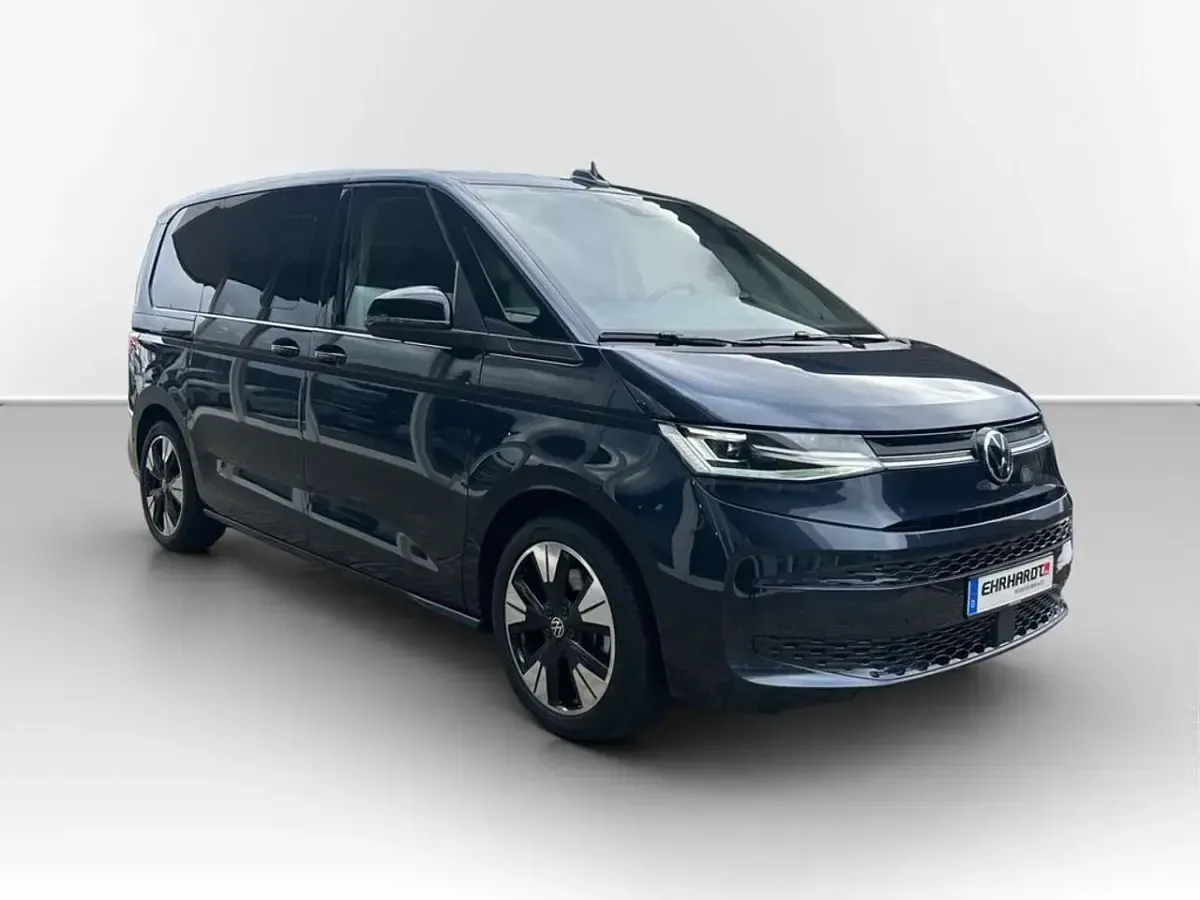 Gebraucht VW Multivan Life 150 PS (110 kW) 2025 Blau Van / Kleinbus