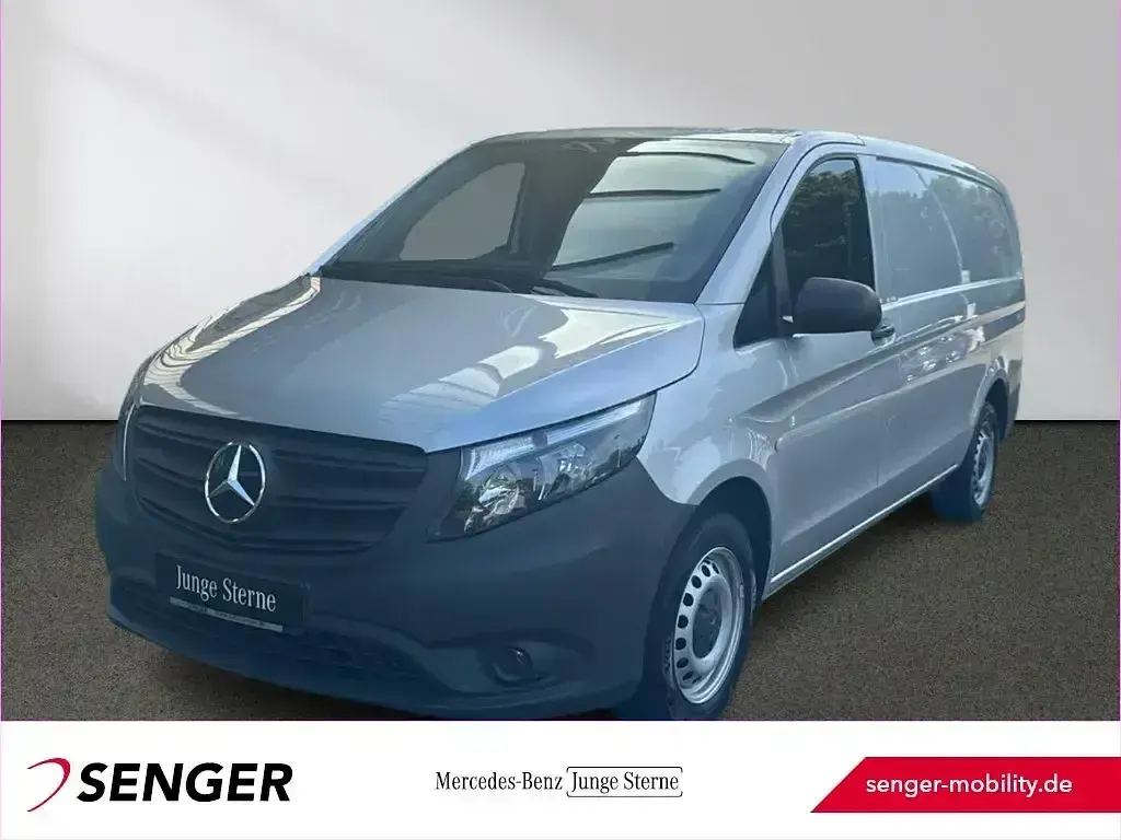 Gebraucht Mercedes Vito 163 PS (119 kW) 2022 Van