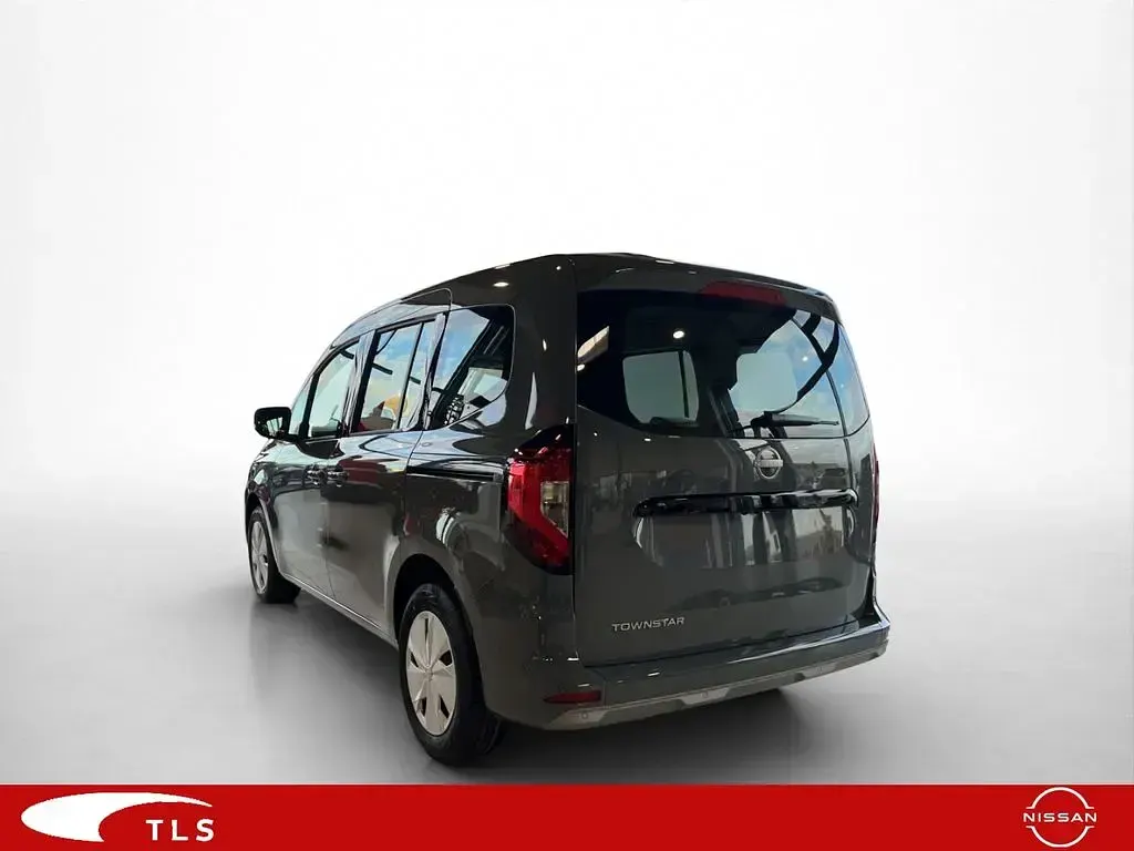 Gebraucht Nissan Townstar N-Connecta 131 PS (96 kW) 2025 Grau Kombi