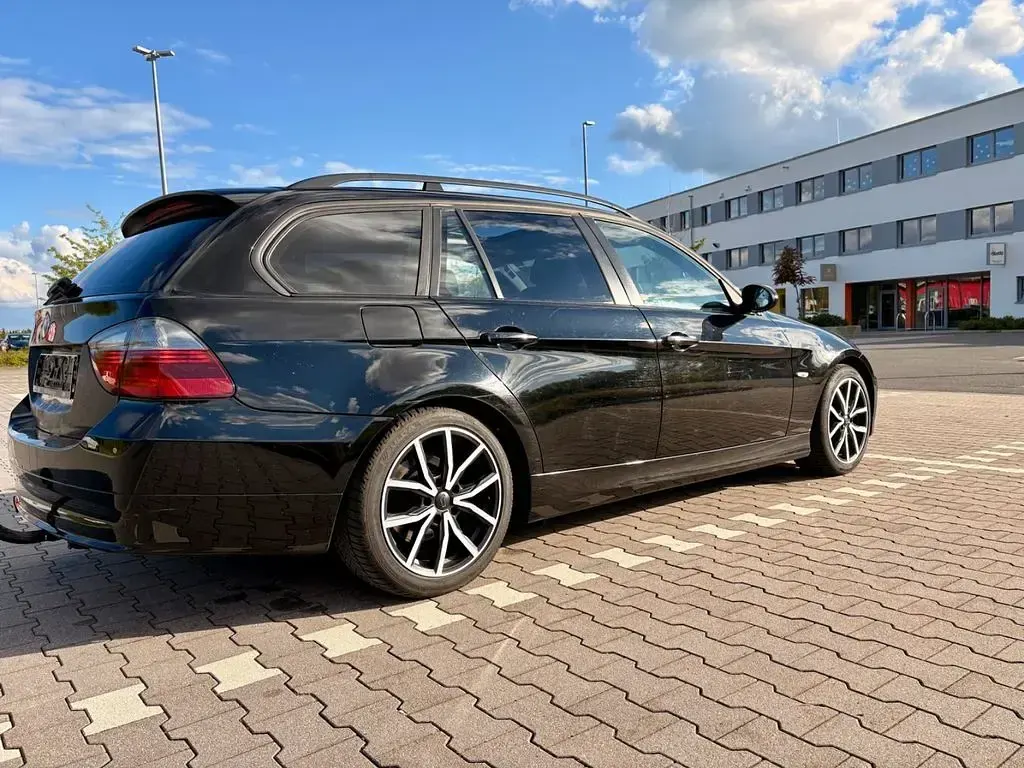 Brugt BMW 320 163 HK (119 kW) 2005 Sort Stationcar