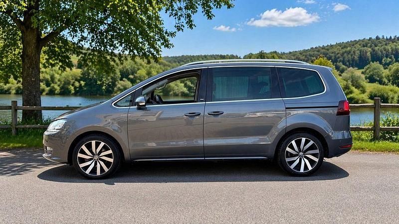 Brugt VW Sharan Sound 150 HK (110 kW) 2017 Grå MPV