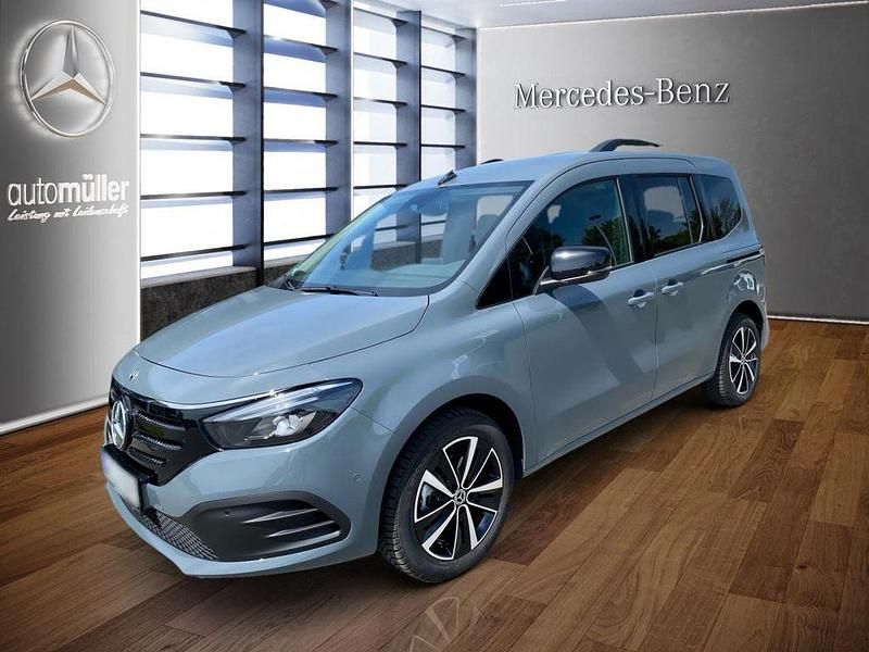 Gebraucht Mercedes EQT200 Progressive 89 kW (122 PS) 2023 Magnetitgrau Van / Kleinbus
