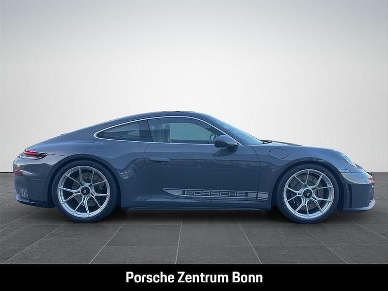 Neu Porsche 992 510 PS (375 kW) 2025 Grau