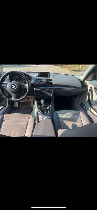 Gebraucht 2005 BMW 118 Kleinwagen | 1.150 € (Superpreis) - Bild 1/4