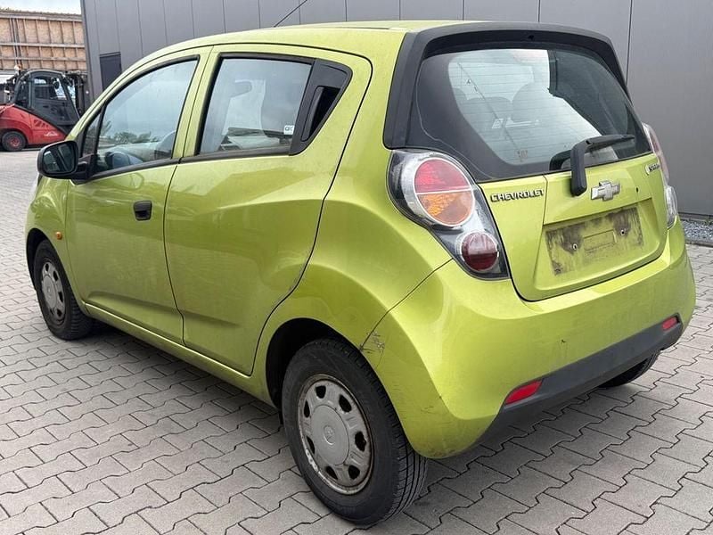 Gebraucht Chevrolet Spark 68 PS (50 kW) 2010 Grün Kleinwagen
