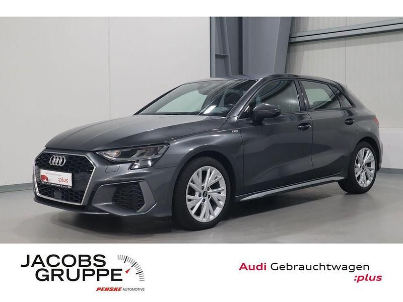 Daytonagrau perleffekt Gebraucht 2020 Audi A3 Sportback S-Line Limousine | 24.470 € (Fairer Preis) - Bild 1/4