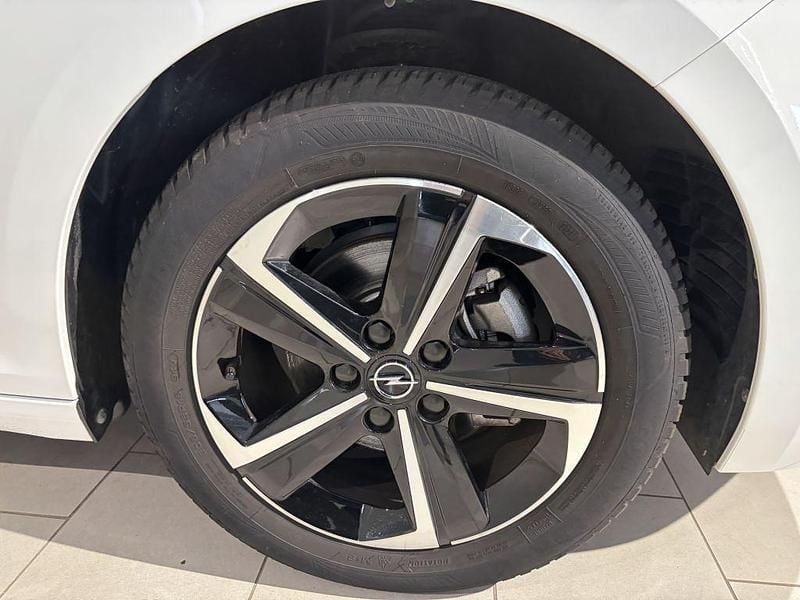 Gebraucht Opel Astra 131 PS (96 kW) 2024 Arktisweiß Limousine