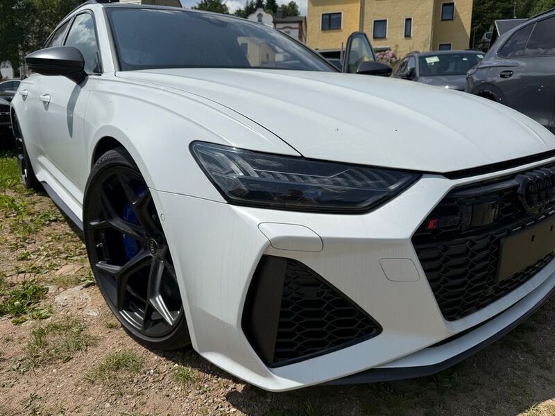 Weiß Neu 2025 Audi RS6 Design Limousine | 159.936 € (Teuer) - Bild 1/4
