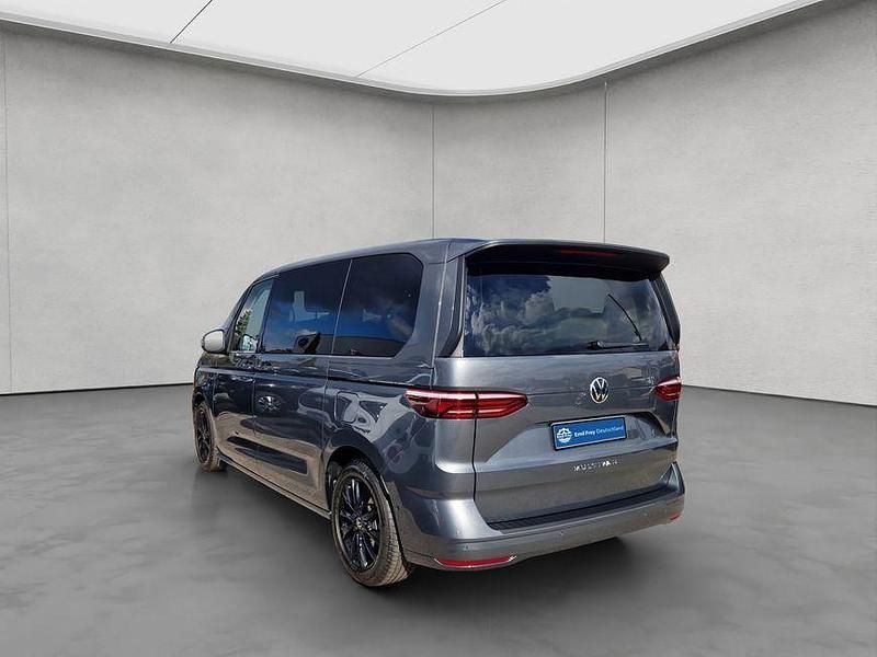 Gebraucht VW Multivan Life 204 PS (150 kW) 2023 Grau Van
