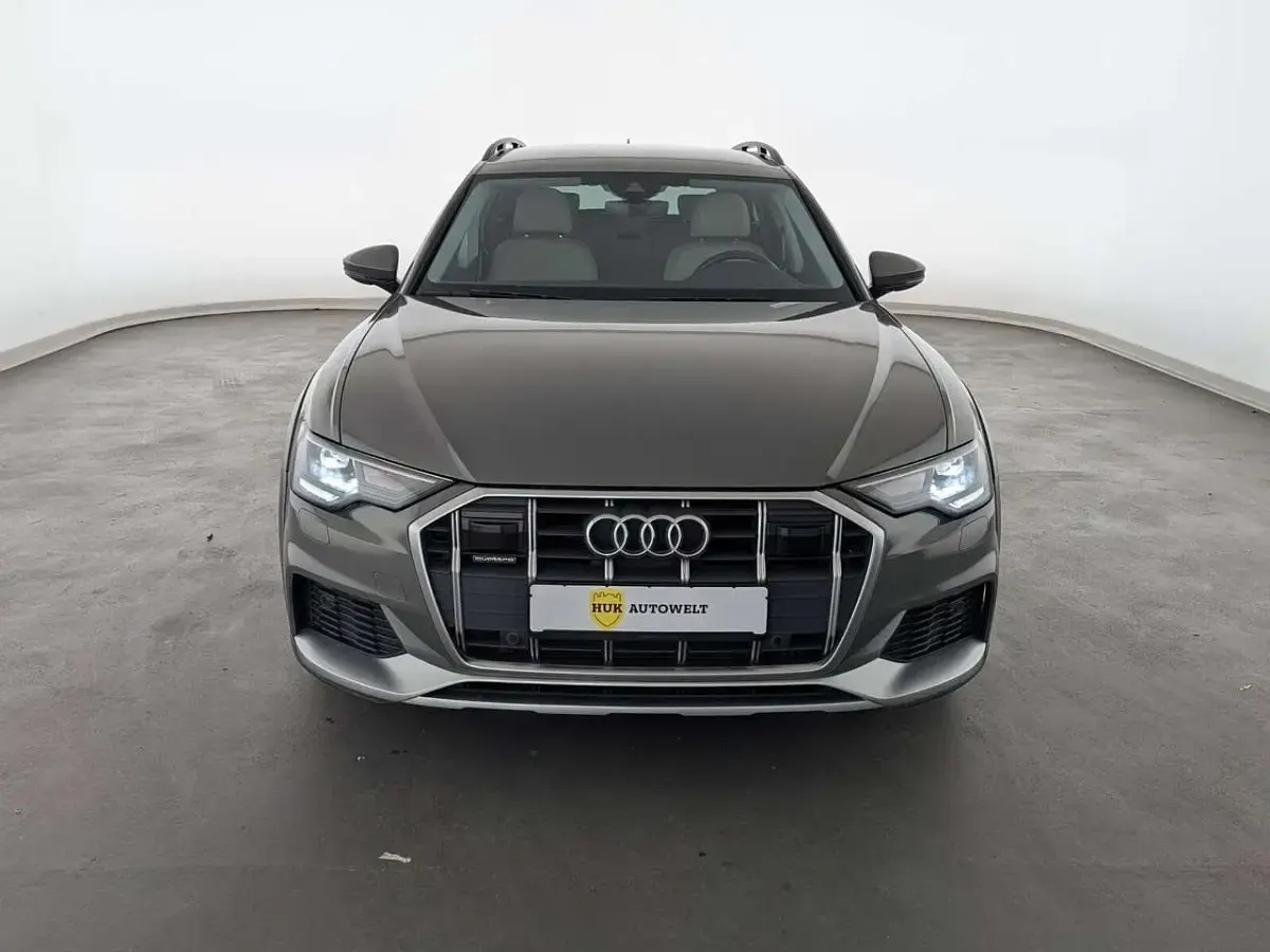Gebraucht Audi A6 Allroad 204 PS (150 kW) 2023 Chronosgrau Kombi