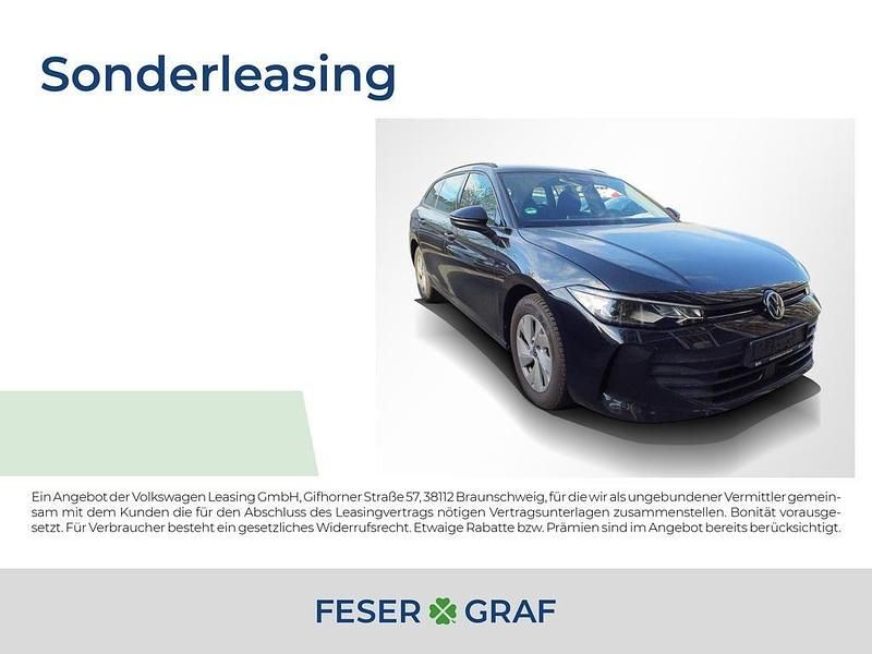 Grenadillschwarz metallic Gebraucht 2024 VW Passat Kombi | 28.444 € (Superpreis) - Bild 1/4