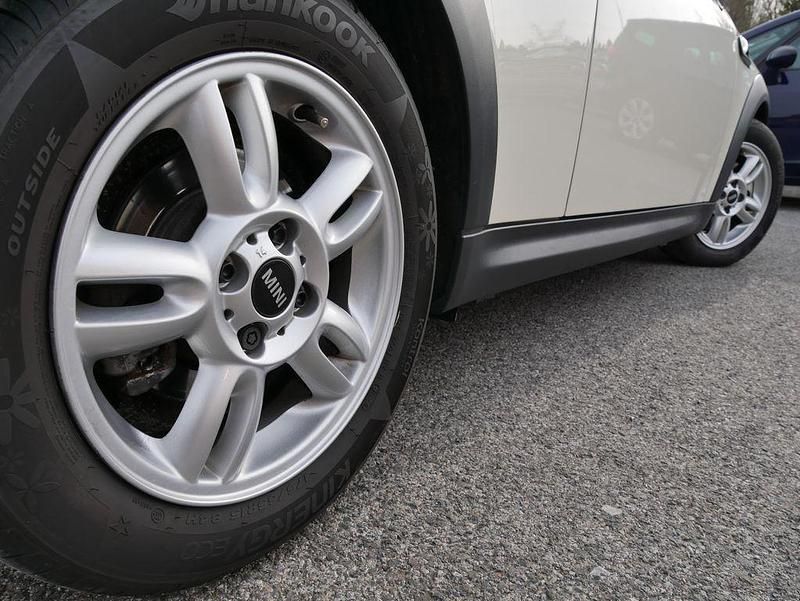 Gebraucht Mini One Cabriolet 98 PS (72 kW) 2012 Weiß Cabrio