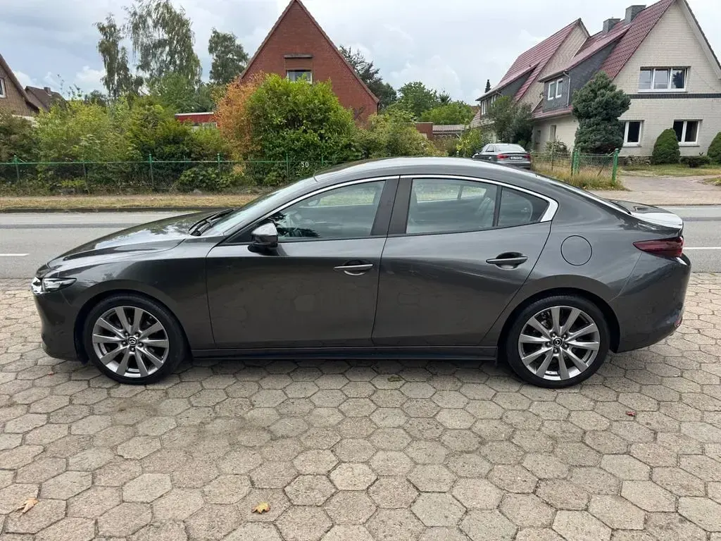 Gebraucht Mazda 3 122 PS (89 kW) 2019 Grau Limousine