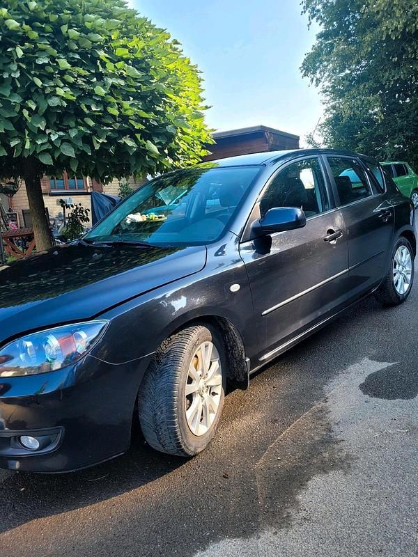 Schwarz Gebraucht 2006 Mazda 3 Limousine | 999 € (Superpreis) - Bild 1/4