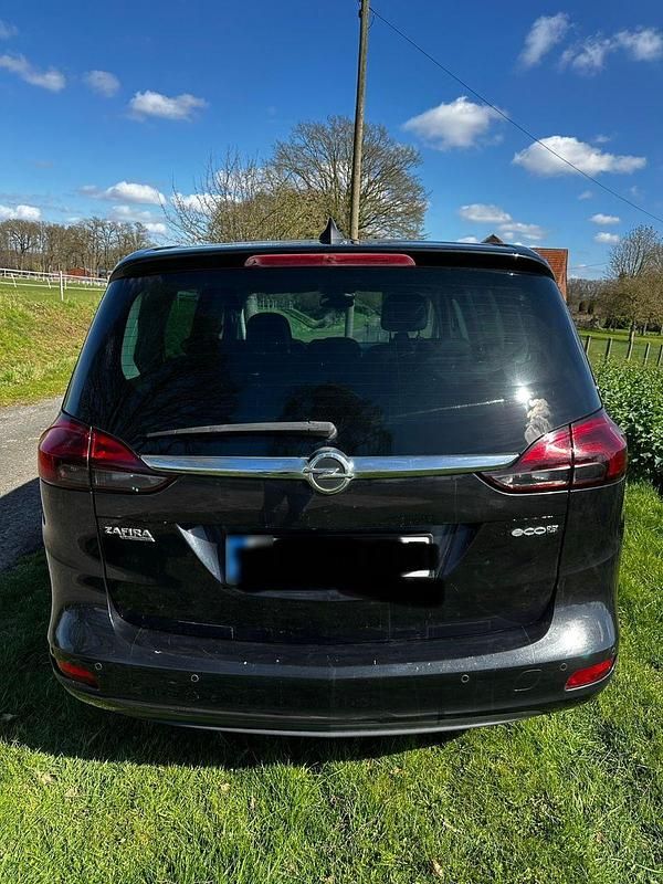 Gebraucht Opel Zafira Edition 140 PS (102 kW) 2016 Schwarz Van / Kleinbus