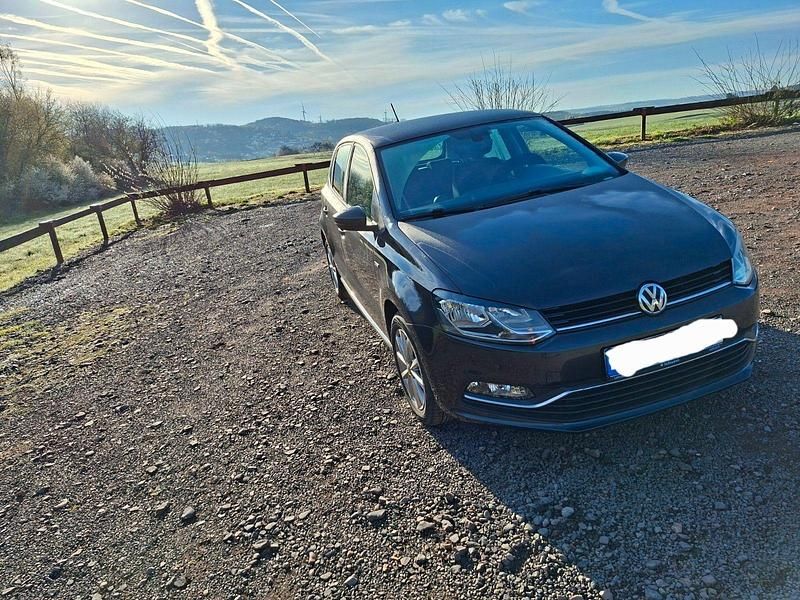 Second-hand VW Polo LOUNGE 75 CP (55 kW) 2016 Gri Hatchback