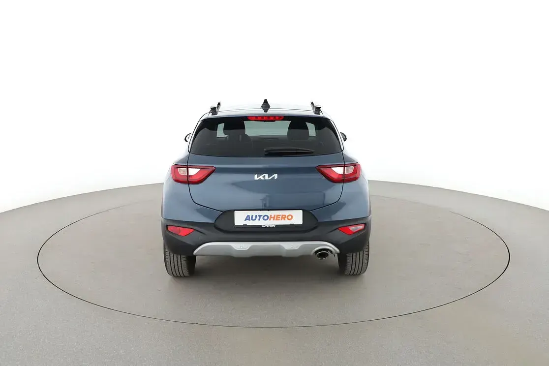 Gebraucht Kia Stonic Spirit 120 PS (88 kW) 2024 Blau SUV
