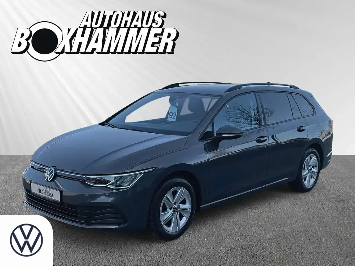 Gebraucht VW Golf VII Life 150 PS (110 kW) 2021 Delfingrau metallic Kleinwagen