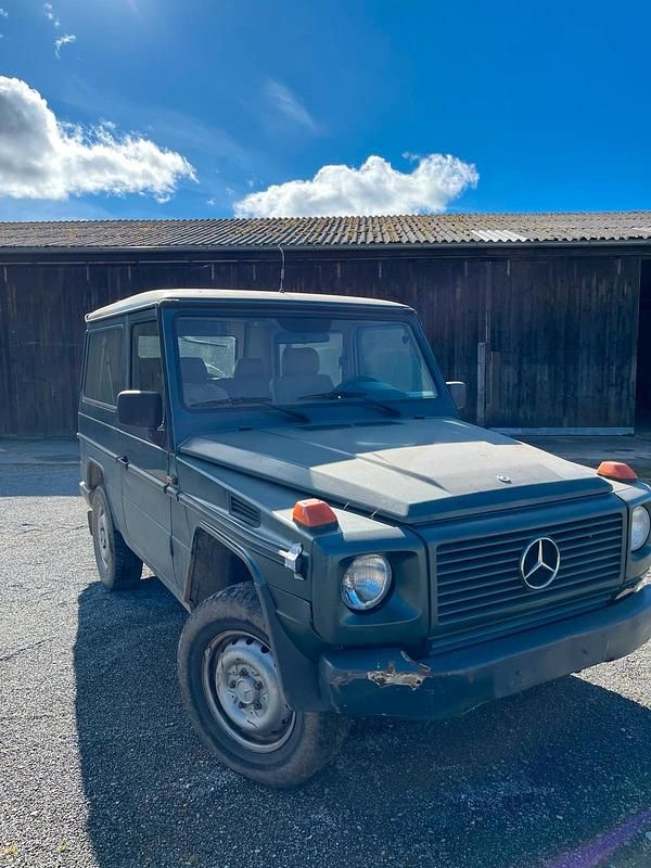 Grün Gebraucht 1993 Mercedes G350 SUV | 10.500 € - Bild 1/4