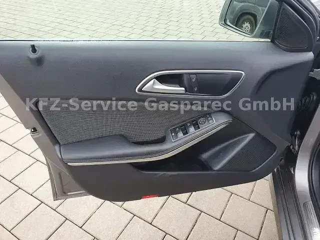 Brugt Mercedes A180 122 HK (89 kW) 2016 Grå Sedan