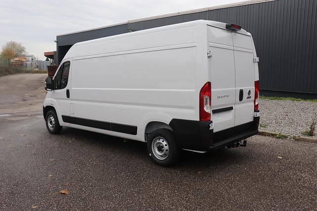 Gebraucht Fiat Ducato 140 PS (102 kW) 2023 Weiß Van