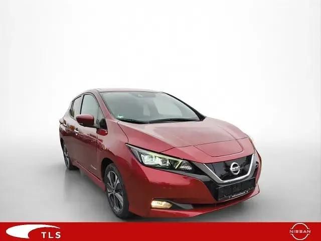 Gebraucht Nissan Leaf 360º 110 kW (150 PS) 2019 Rot Kleinwagen