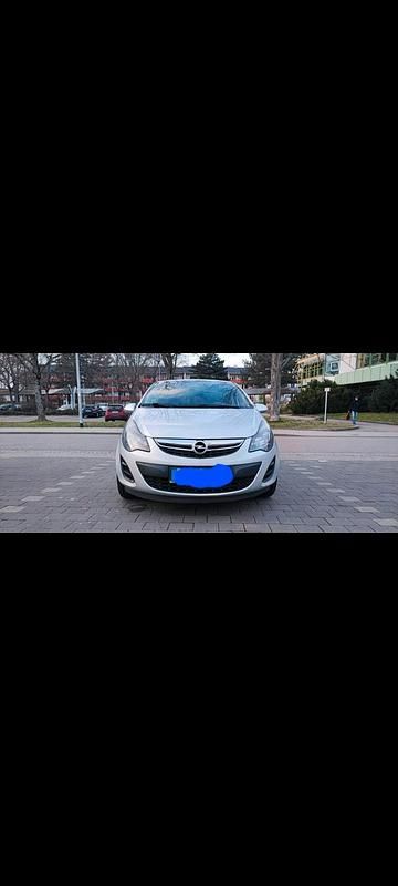 Gebraucht Opel Corsa 95 PS (69 kW) 2014 Silber Limousine